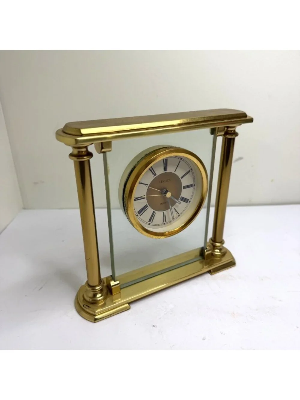 Vintage Brass & Glass Linden Table Mantle Decor Quartz Clock w/ Roman Numerals